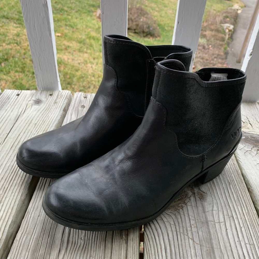 UGG Penelope Leather Side Zip Ankle Boots Black‎ Womens 8.5 Chelsea 1008710